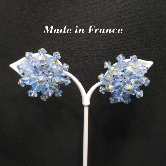 Vintage Blue Aurora Borealis Crystal Beaded Clip Earrings, Made in France, 1950s - Picture 1 of 10
